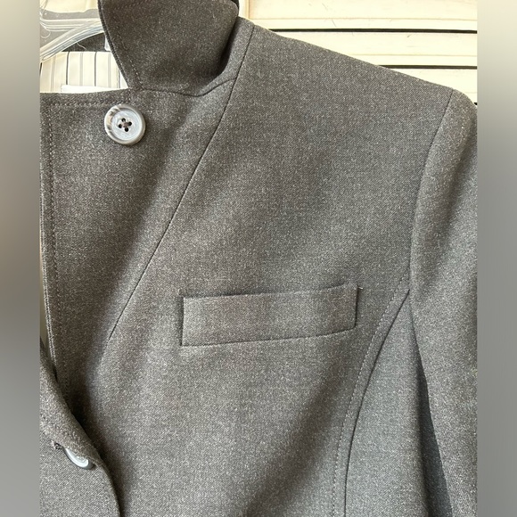 DKNY City Blazer - Picture 4 of 12